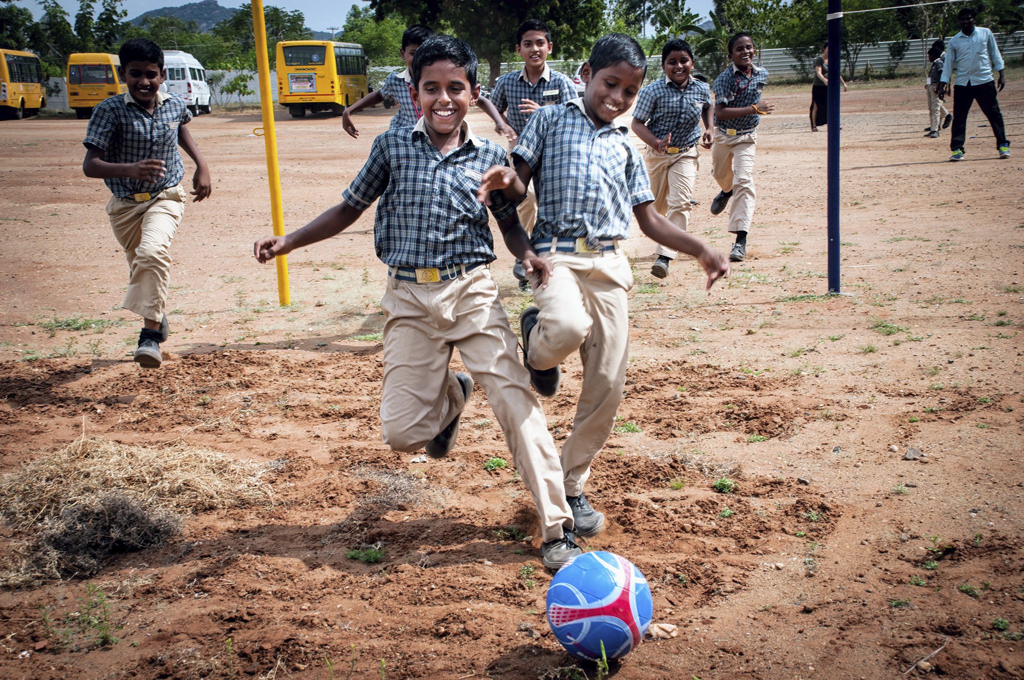 20260304__LSbreakfast SSH Childplan India Soccer